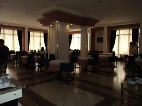 Izethan Hotel - Image 5