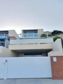 Chalet con piscina privada - Image 3