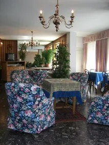 Hotel Aurora - Image 3