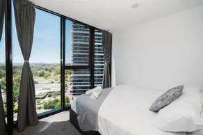 Modern 2b2b Apt 2 king bed 2 parking UC Westfield - Image 2