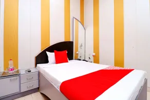 Hotel Shahi Mahal by OYO Rooms - Image 5