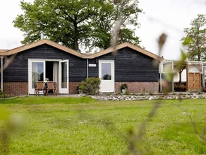 Comfortable holiday home with garden - Image 5