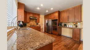 Valley Gem, Luxurious 5 Bedroom 3 Bath, Sleeps 12 - Image 2