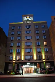 Sumner Hotel - Image 5