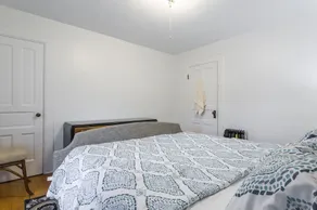 House with 2 King Beds, 4K TV & Wifi - Image 2