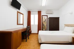 DBV Hostel e Guesthouse - Image 4