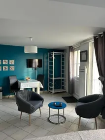 Le Clos Saint Martin - Image 4
