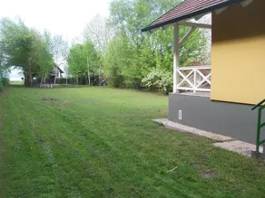 Rozmaring Apartman Balatonlelle - Image 4