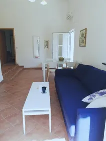 Lavender House Mandre - Image 4