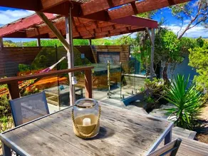Offshore Retreat - Image 4