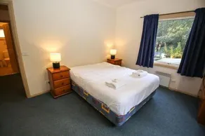 Camellia Lodge - Image 4