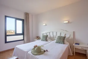 Playamar Apartments - Image 2