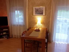 1000 Home Apartments - Image 4