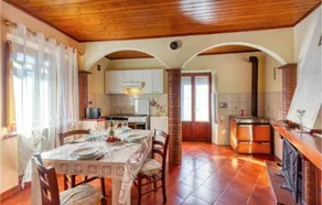 Apartment Via Della Chiesa - Image 2