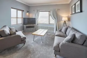 Burnsyde Beach House - Image 4
