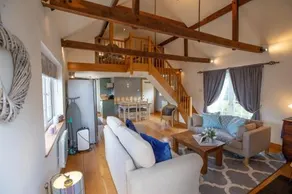 Cherry Orchard Lodge - Image 5