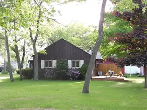 Firefly Cottage 2 Bedrooms 1 Bathroom Cottage - Image 3