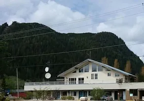 Tahsis Motel - Image 1