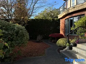 Sunshine Bay · Westside Homestay - Image 3