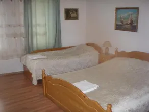 Deloni Hotel - Image 5