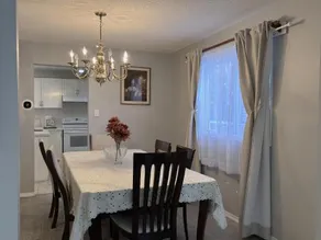 Lake Simcoe Retreat 5 Bedroom Vacation Home Near Innisfil Beach Park - Image 2