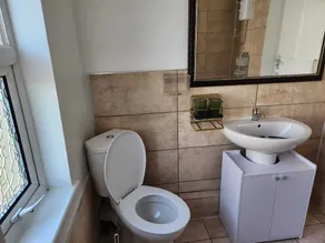 Lovely Double Room in a Flat - Image 2
