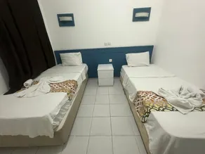 Alvin Hotel - Image 4