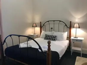 Grosvenor Hotel - Image 2