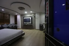 Hotel Shree Vinayak Palace by Oyo Rooms - Image 5