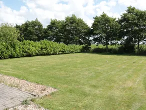 Nicely furnished chalet with one oven, near the Wadden Sea - Image 4