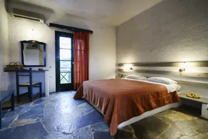 Vagia Hotel - Image 2