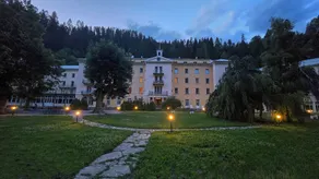 Hotel Scuol Palace - Image 2
