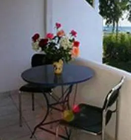 Sani Rooms - Image 3