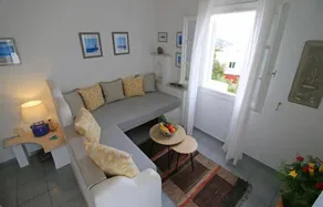 Captain's B&B - Image 2