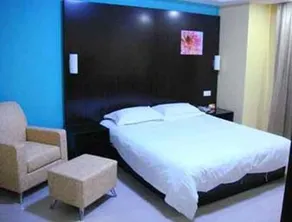 Super 8 by Wyndham Nanjing Shun Tian Presidential Palace - Image 2
