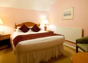 Templars Hotel & Carvery - Image 5