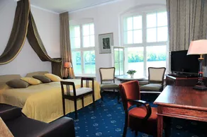 Schlosshotel Podewils - Image 3