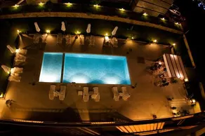 Gallery Suites - Image 2