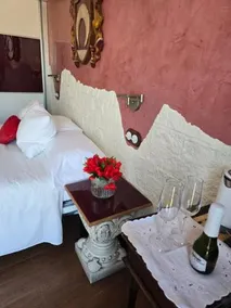 Hostal Temático El Peñón - Image 4