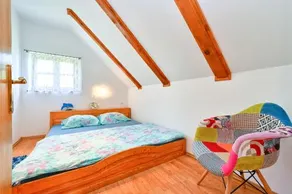 Wine Hill Rest House - Image 2