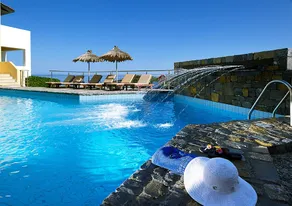Sissi Bay Resort - Image 4