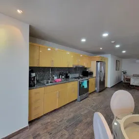 Oceanfront Condominiums with Private Beach Access - Image 2