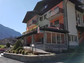 Hotel Ristorante Sasso Remenno - Image 2
