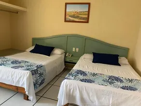 Hotel Plaza Jardín - Image 3