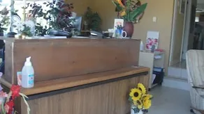 Motel Tracy - Image 3