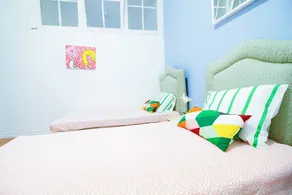 1 Bedroom Apartment near Kensington Market - Unit 4 - Image 2
