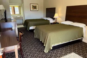 Days Inn & Suites By Wyndham Brewton - Image 5