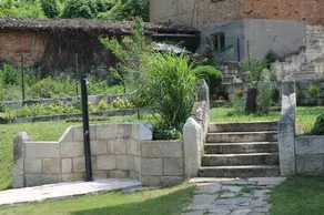 Neda's House - Image 3