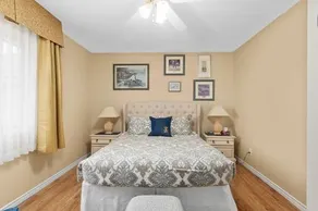 Lakeshore Inn - Image 2