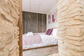 Oxfordshire Living - The Vanbrugh Apartment - Woodstock - Image 4